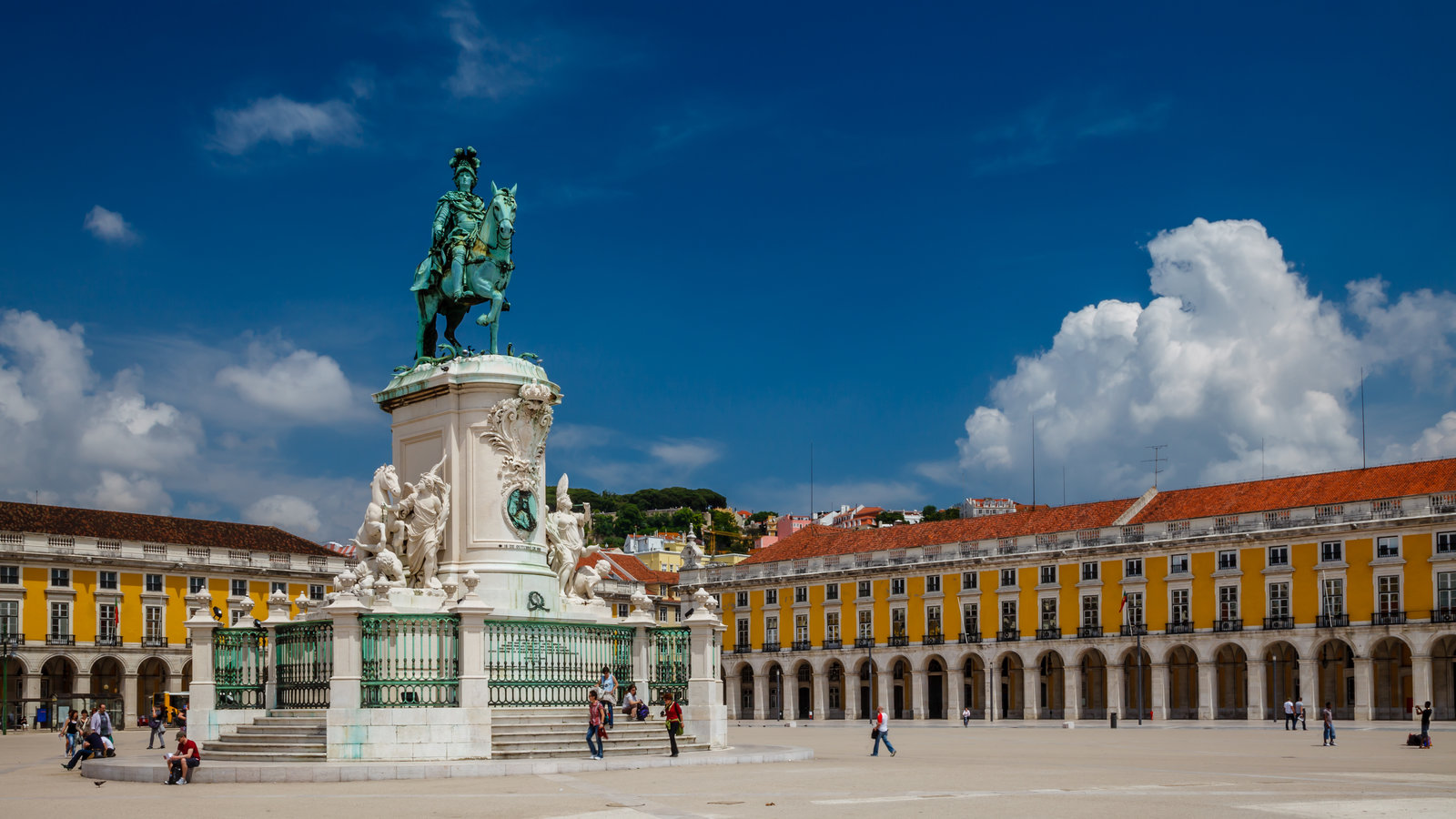 Praca do Comercio - Plac Handlowy w Lizbonie
